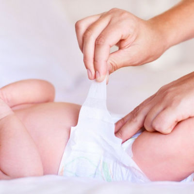 Eco-friendly Disposable Baby Diapers with Dry Surface Absorption and Leak Prevention